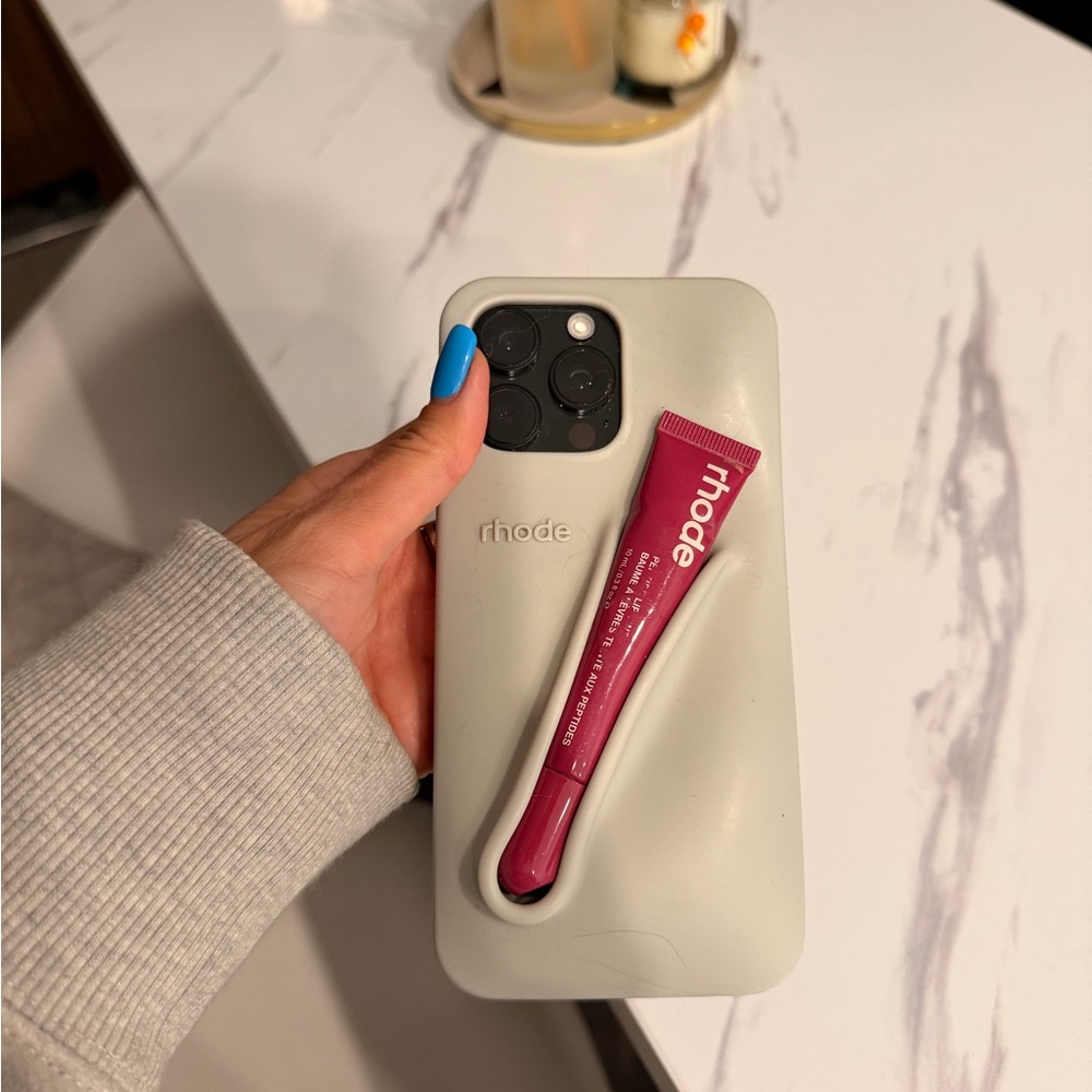 Rhode White gray Phone Case with lip Holder 16 pro max